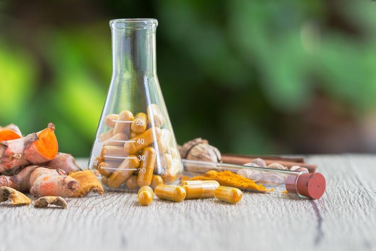 Laboratory testing of organic turmeric powder for curcumin content and quality